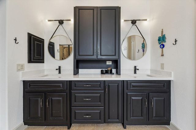 1837 Oakdale Street, Houston, TX 77004