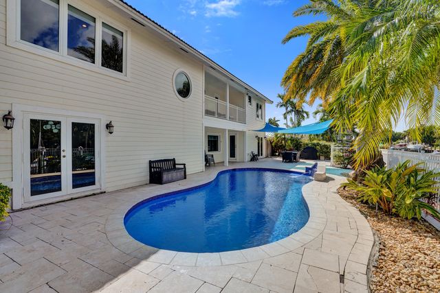 4011 NE 26th Avenue, Lighthouse Point, FL 33064