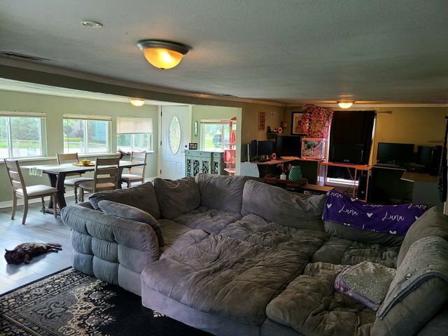 7628 Lakeview Drive, The Colony, TX 75056