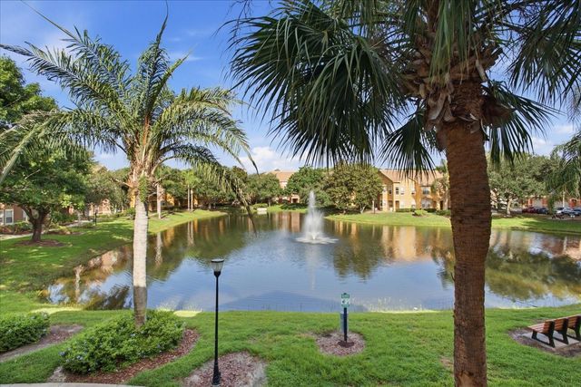 8849 VILLA VIEW CIRCLE 203, Orlando, FL 32821