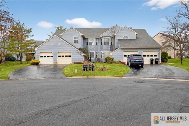 5 Wingate Court 5D, Monroe, NJ 08831