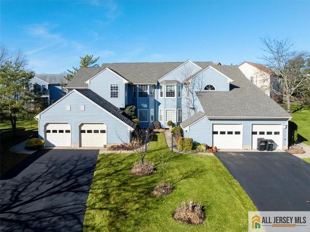 5 Wingate Court 5D, Monroe, NJ 08831