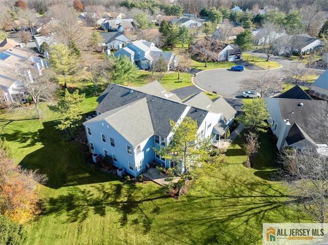 5 Wingate Court 5D, Monroe, NJ 08831
