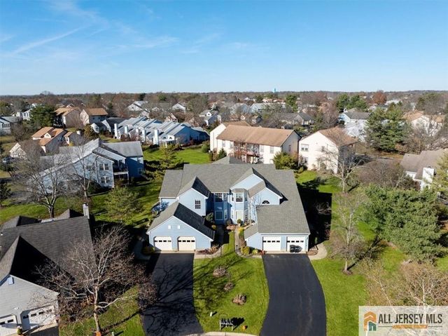 5 Wingate Court 5D, Monroe, NJ 08831