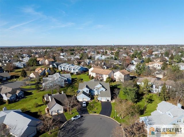 5 Wingate Court 5D, Monroe, NJ 08831