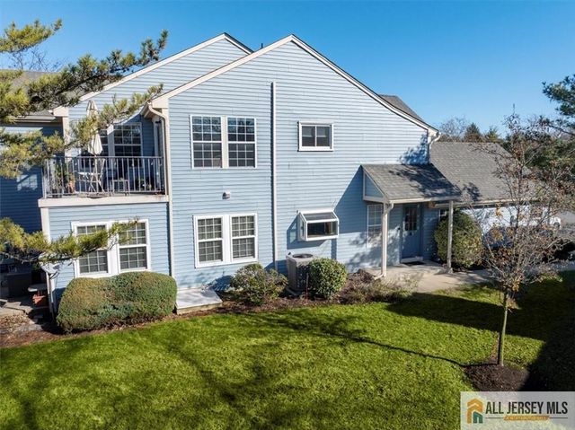 5 Wingate Court 5D, Monroe, NJ 08831