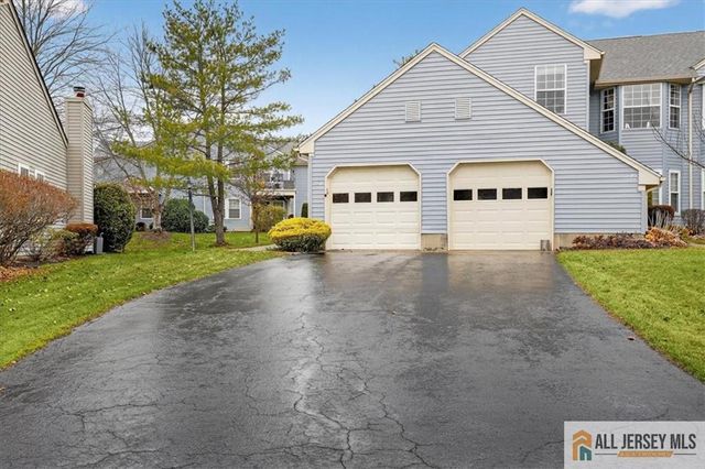 5 Wingate Court 5D, Monroe, NJ 08831