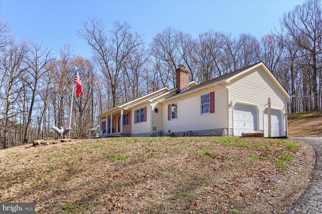 3006 CHARLES ST, Fallston, MD 21047