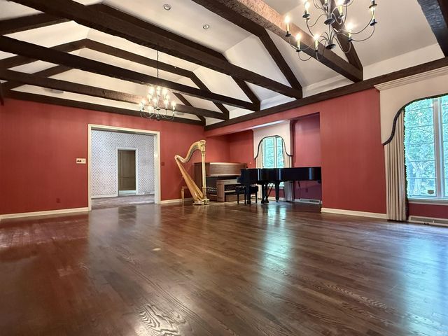 648 S Woodscrest Drive, Bloomington, IN 47401