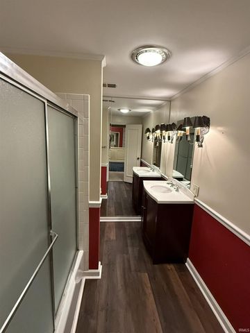 648 S Woodscrest Drive, Bloomington, IN 47401