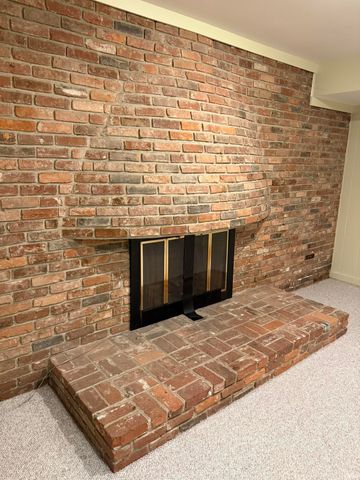 648 S Woodscrest Drive, Bloomington, IN 47401