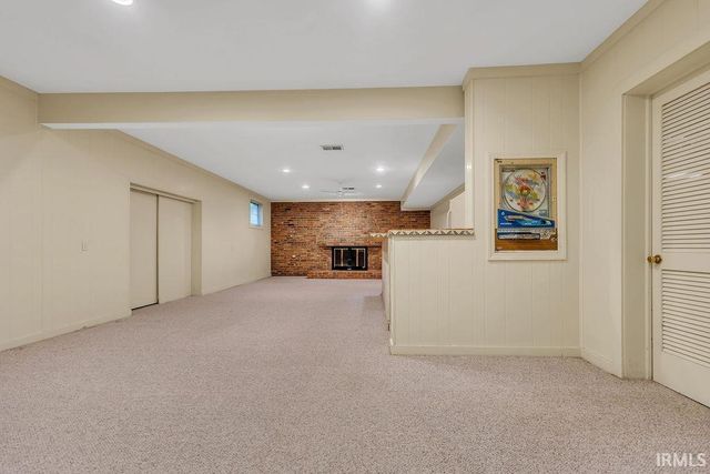 648 S Woodscrest Drive, Bloomington, IN 47401