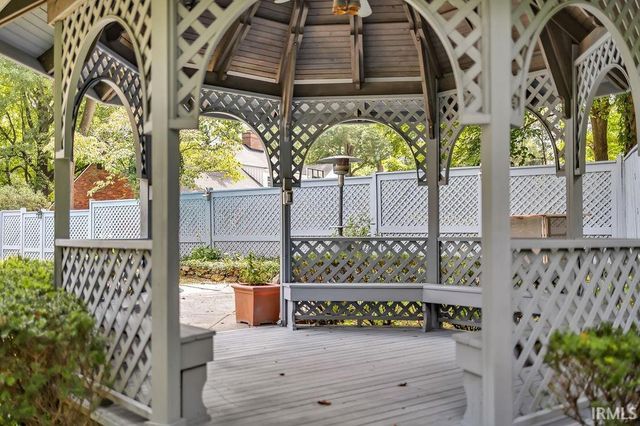648 S Woodscrest Drive, Bloomington, IN 47401