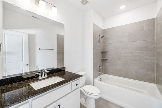 699 Vista Oaks Road, Lewisville, TX 75067