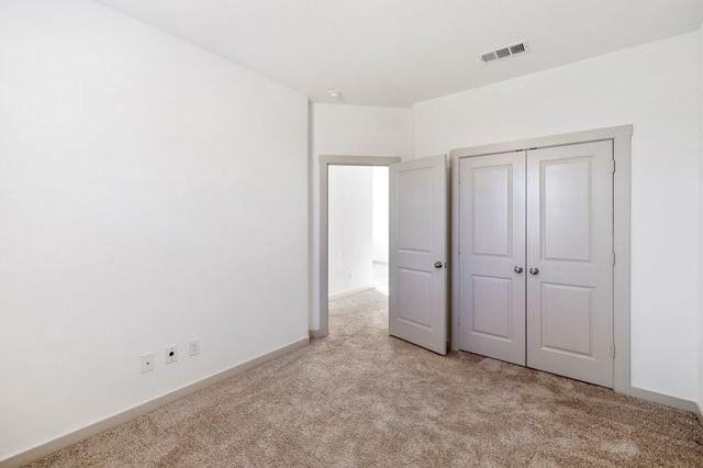 699 Vista Oaks Road, Lewisville, TX 75067