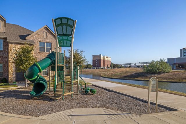 699 Vista Oaks Road, Lewisville, TX 75067