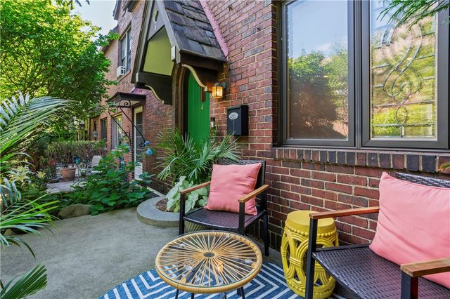 561 S Negley Ave 4, Shadyside, PA 15232
