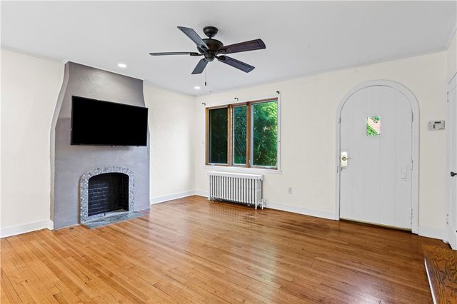 561 S Negley Ave 4, Shadyside, PA 15232