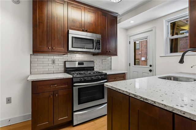561 S Negley Ave 4, Shadyside, PA 15232
