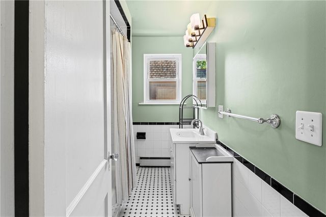 561 S Negley Ave 4, Shadyside, PA 15232