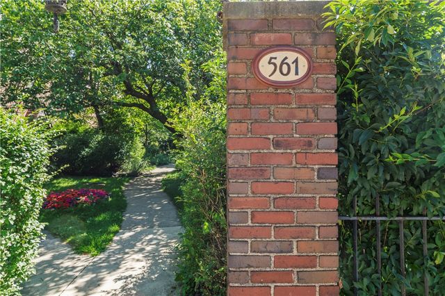 561 S Negley Ave 4, Shadyside, PA 15232
