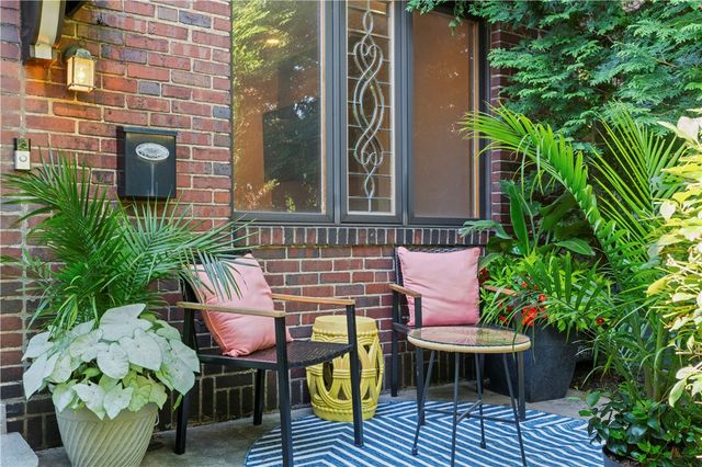 561 S Negley Ave 4, Shadyside, PA 15232