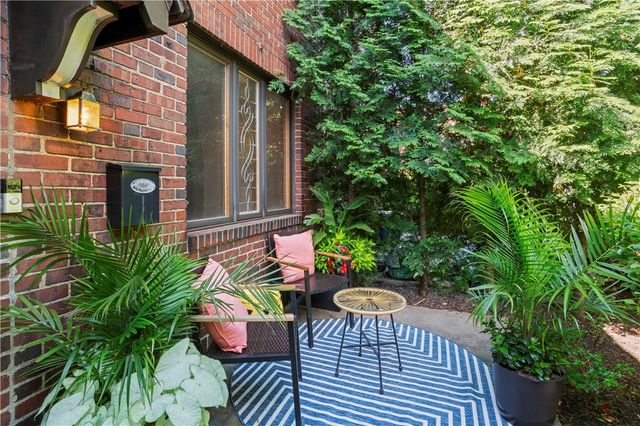561 S Negley Ave 4, Shadyside, PA 15232
