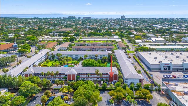 2050 NE 39th ST W112, Lighthouse Point, FL 33064