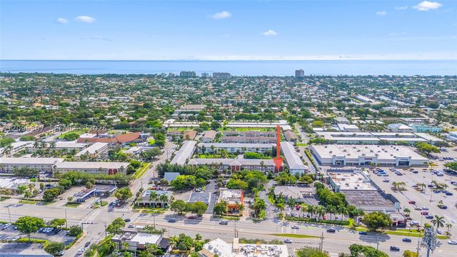 2050 NE 39th ST W112, Lighthouse Point, FL 33064