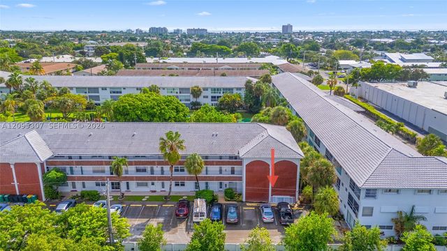 2050 NE 39th ST W112, Lighthouse Point, FL 33064