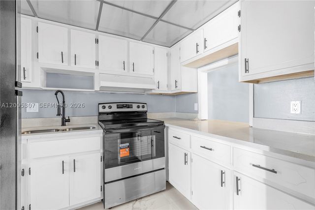 2050 NE 39th ST W112, Lighthouse Point, FL 33064