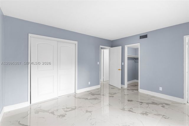 2050 NE 39th ST W112, Lighthouse Point, FL 33064