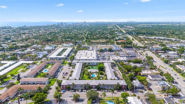 2050 NE 39th ST W112, Lighthouse Point, FL 33064
