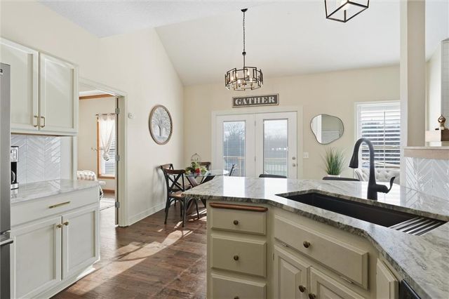 1105 Melody Court, Kearney, MO 64060