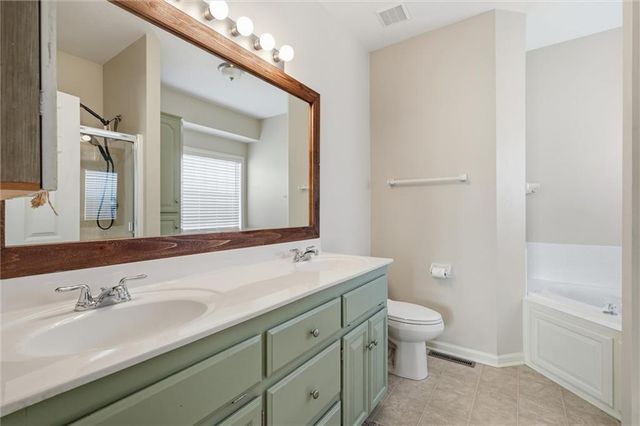 1105 Melody Court, Kearney, MO 64060