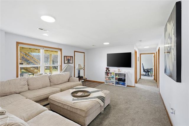 1105 Melody Court, Kearney, MO 64060