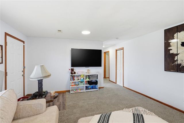 1105 Melody Court, Kearney, MO 64060