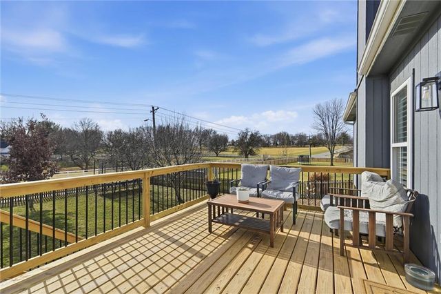 1105 Melody Court, Kearney, MO 64060