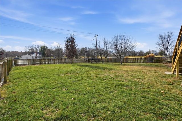 1105 Melody Court, Kearney, MO 64060