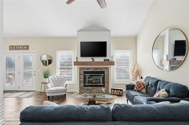 1105 Melody Court, Kearney, MO 64060