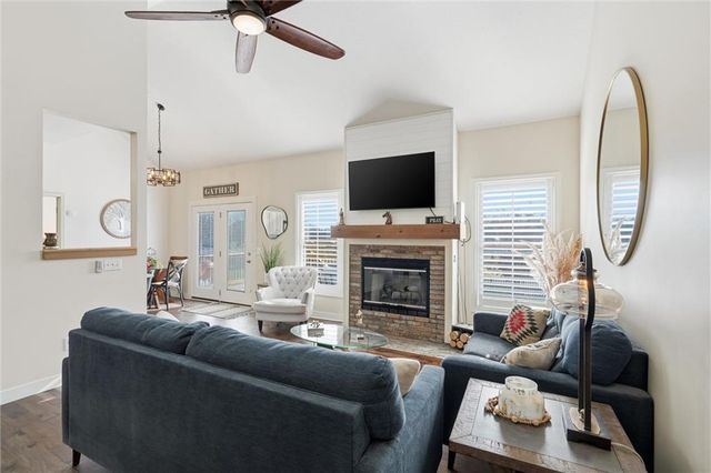 1105 Melody Court, Kearney, MO 64060