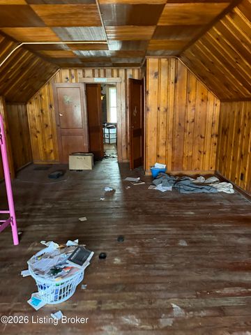 2616 Hale Ave, Louisville, KY 40211