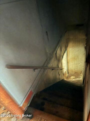 2616 Hale Ave, Louisville, KY 40211