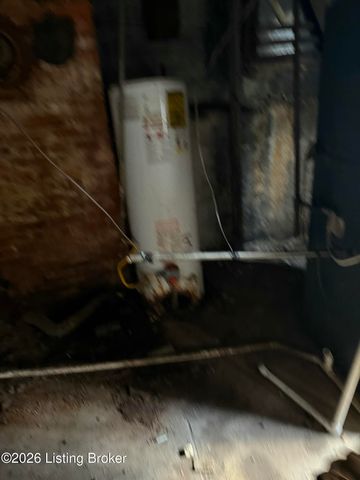 2616 Hale Ave, Louisville, KY 40211