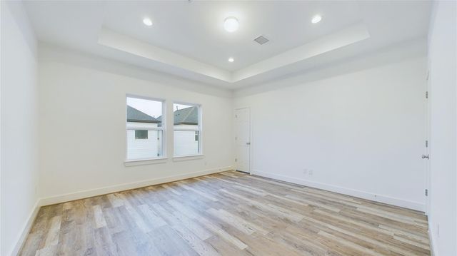 6404 Pregonero Lane, Houston, TX 77048