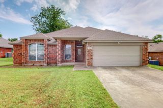 521 Smyth Street, Aledo, TX 76008