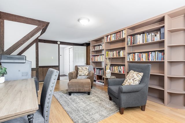 14858 Parkside Avenue, Oak Forest, IL 60452
