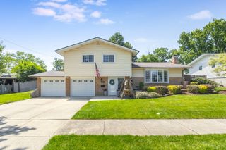 14858 Parkside Avenue, Oak Forest, IL 60452