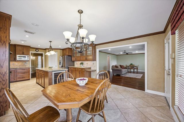 1306 Forest Hollow Drive, Missouri City, TX 77459