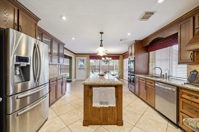 1306 Forest Hollow Drive, Missouri City, TX 77459